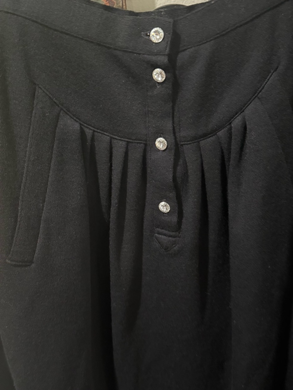 Geoffrey Beene Black Pleated Midi Skirt Rhinestone Button Front Classic Elegant